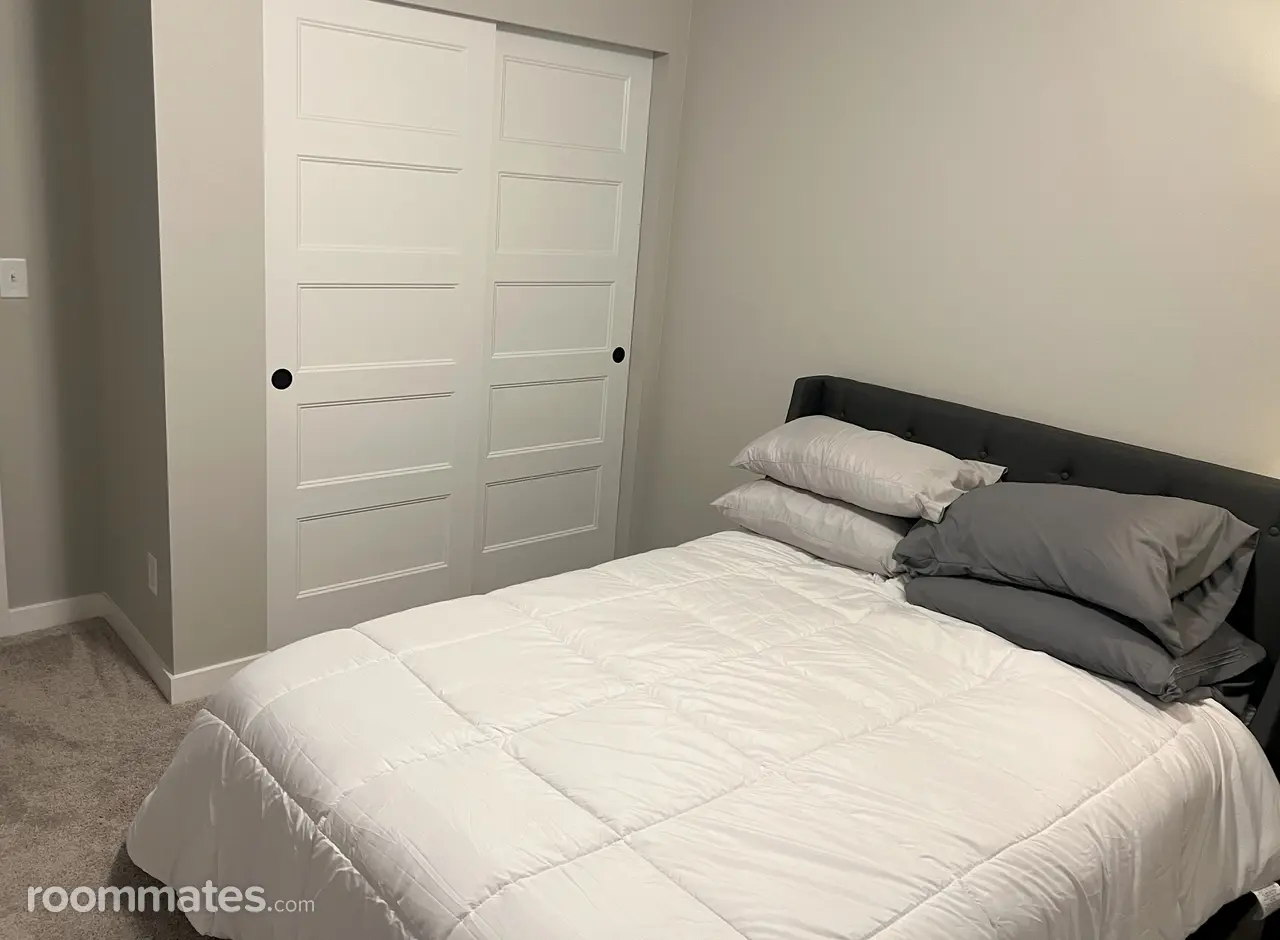 Profile photo 2 of 10