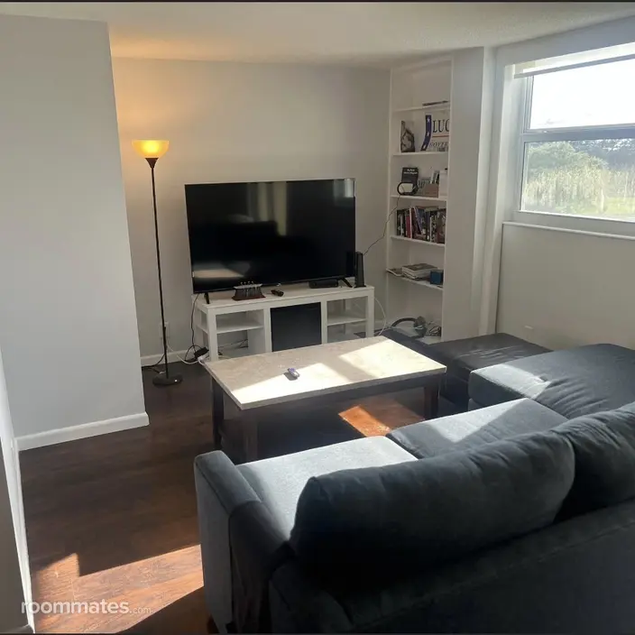 Room for rent in Boca Raton, FL $1500, condo