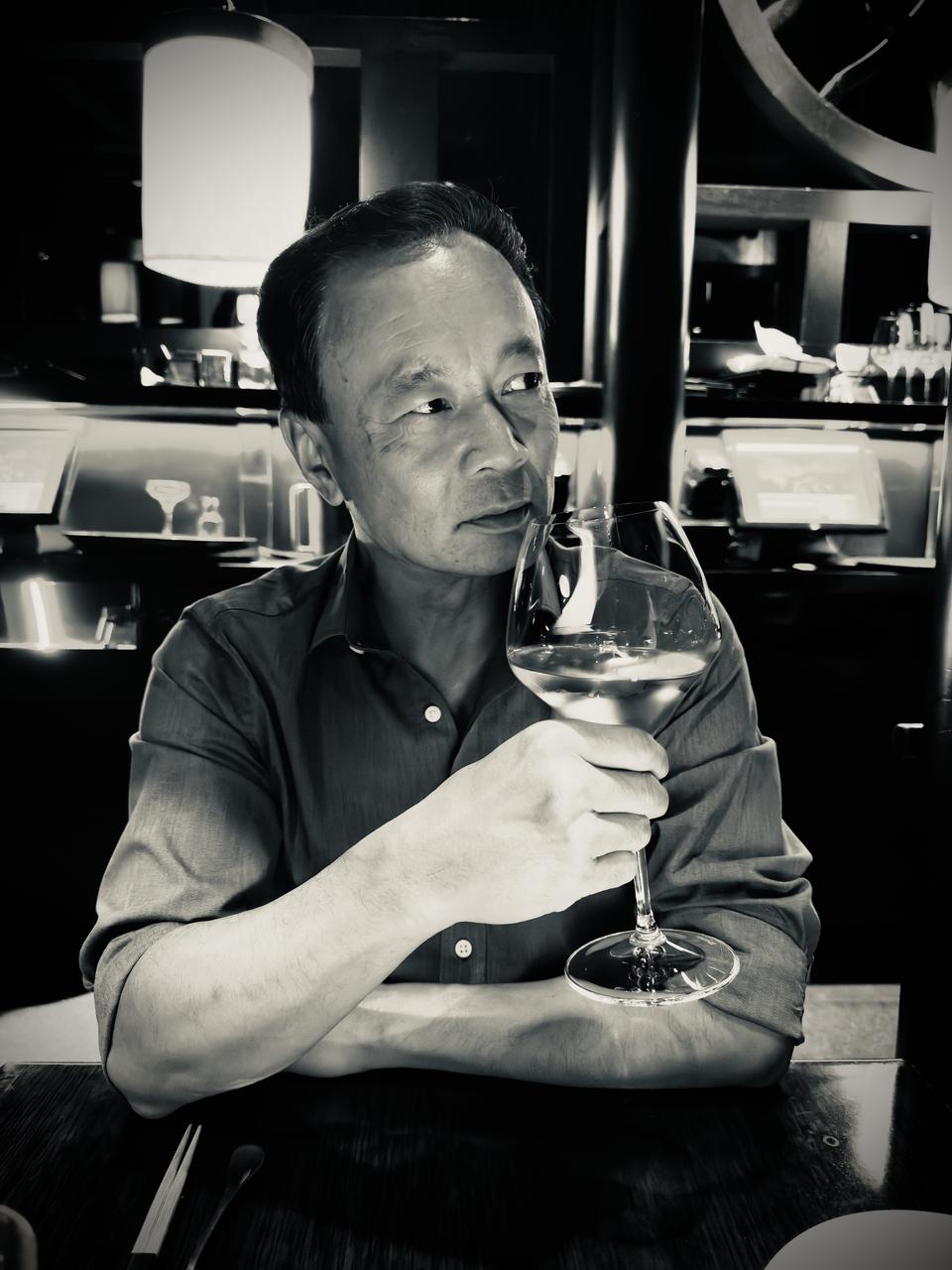 Profile photo 4 of 4