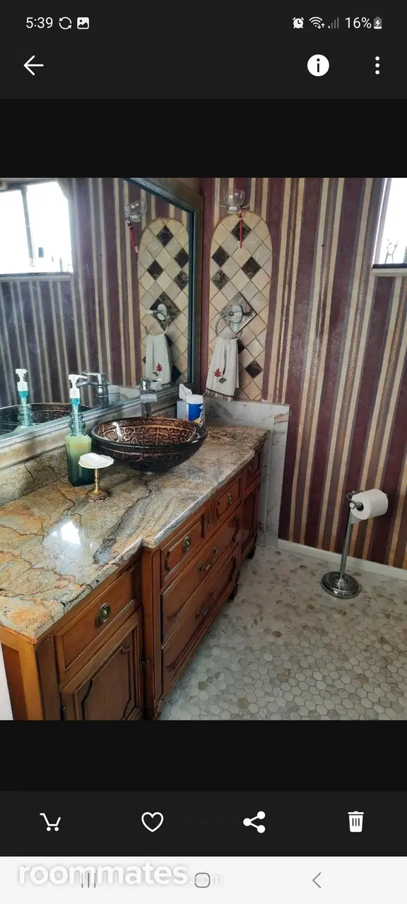 Profile photo 5 of 11