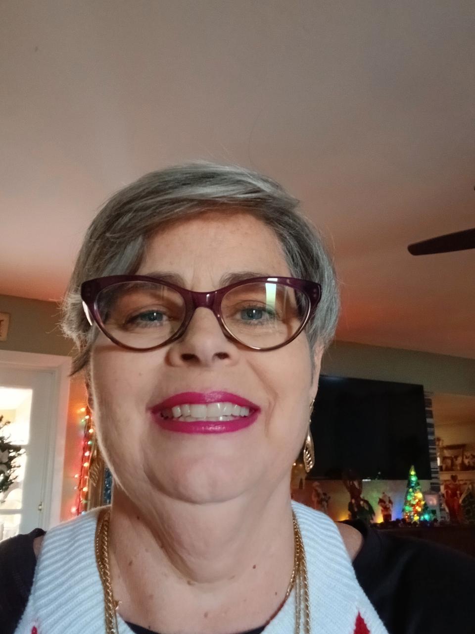 Profile photo 11 of 11