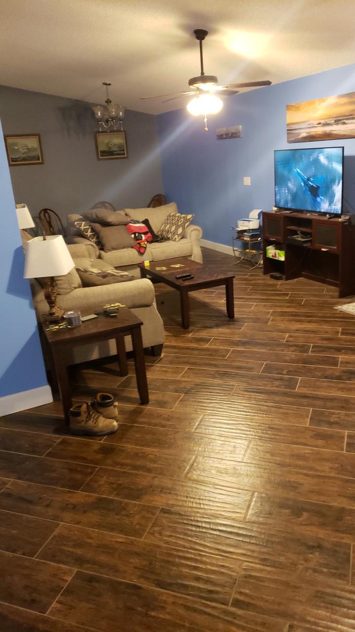 Profile photo 7 of 9