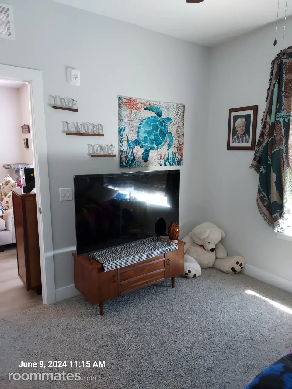 Profile photo 7 of 11