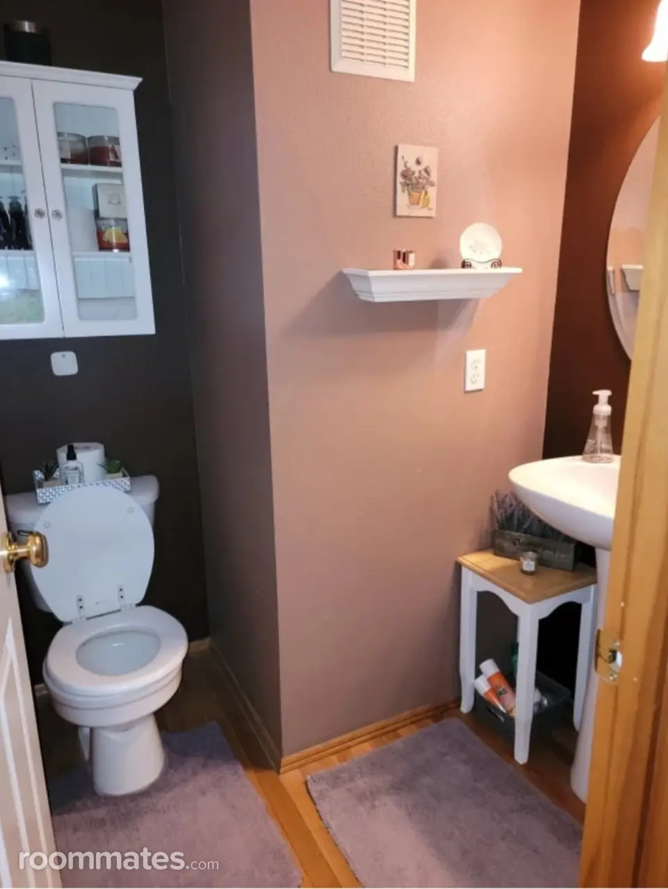 Profile photo 7 of 11