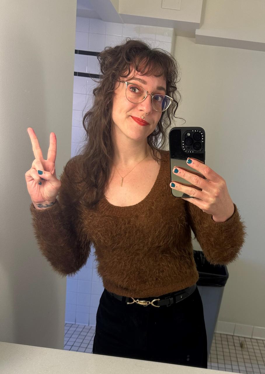 Profile photo 7 of 7