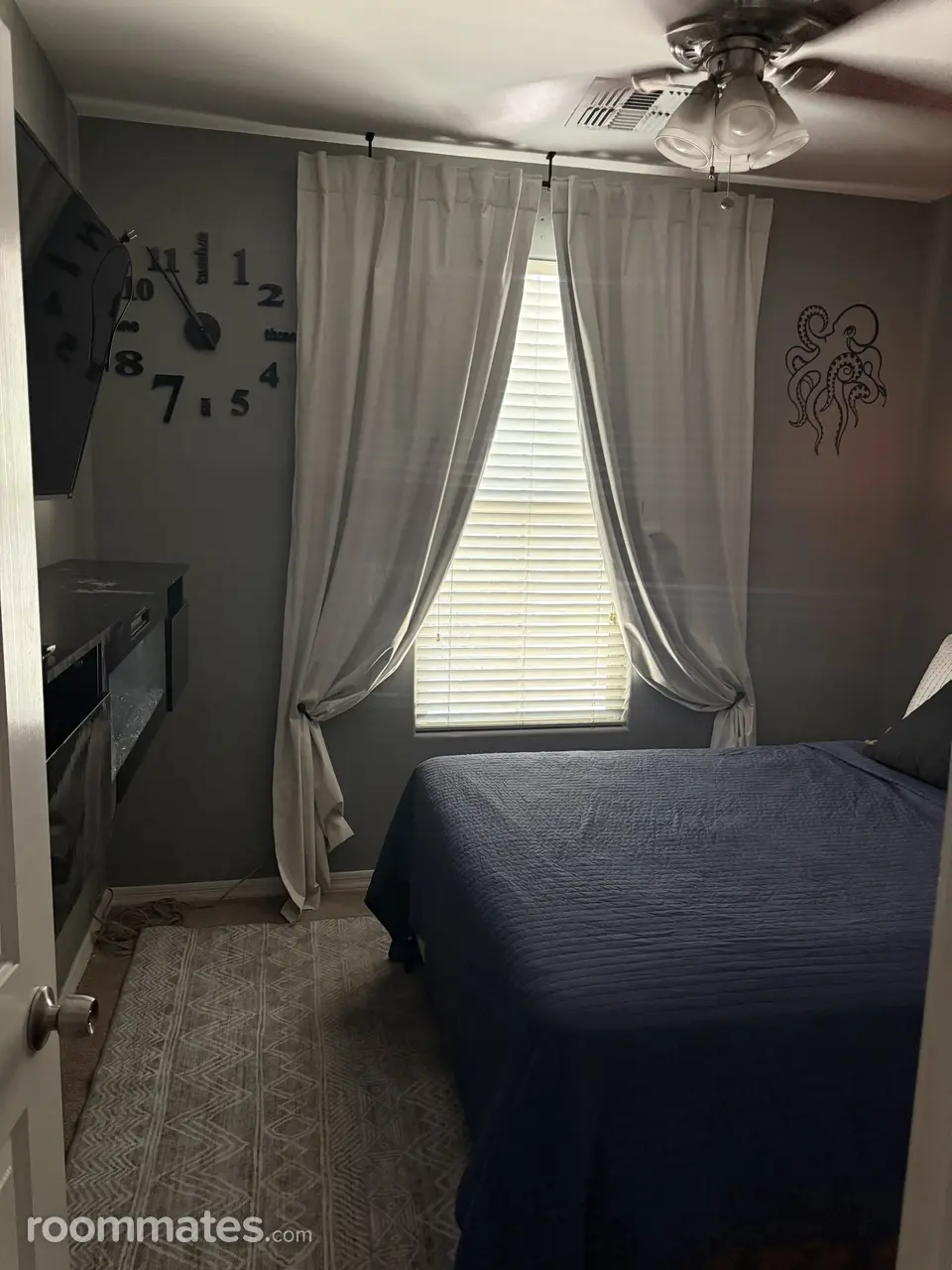 Profile photo 6 of 7