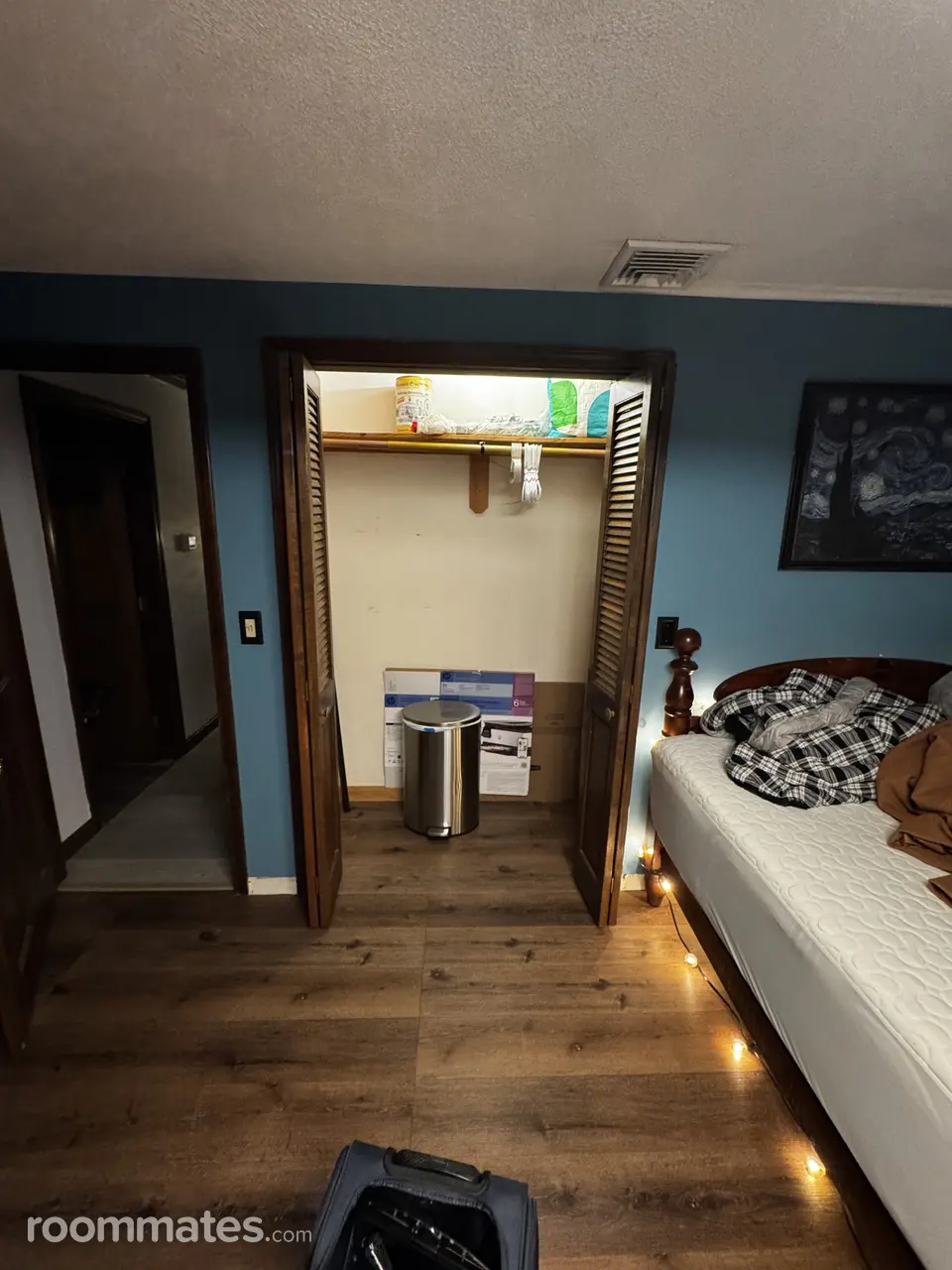 Profile photo 8 of 10