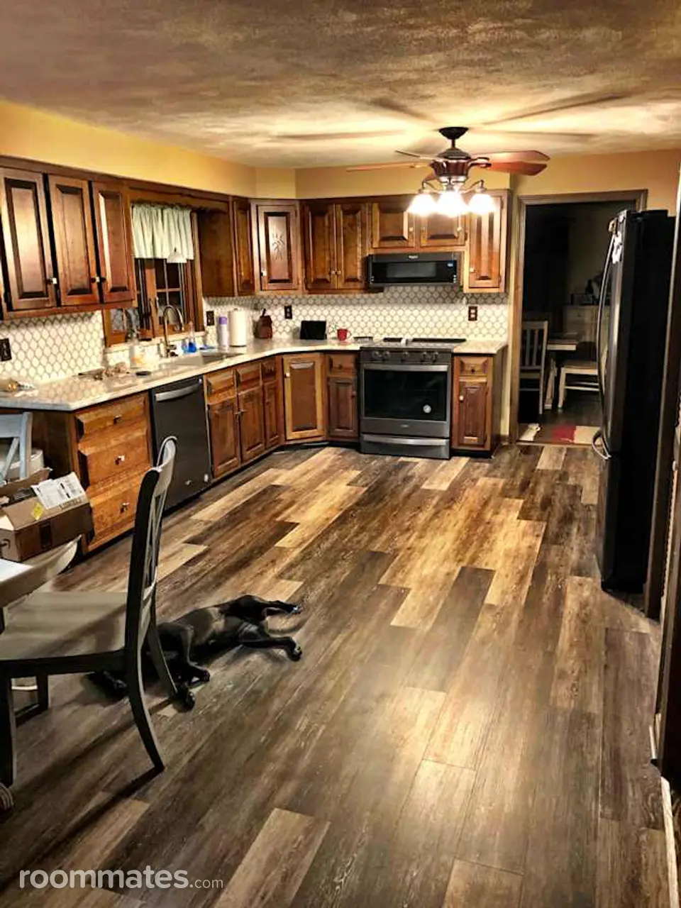 Profile photo 5 of 10