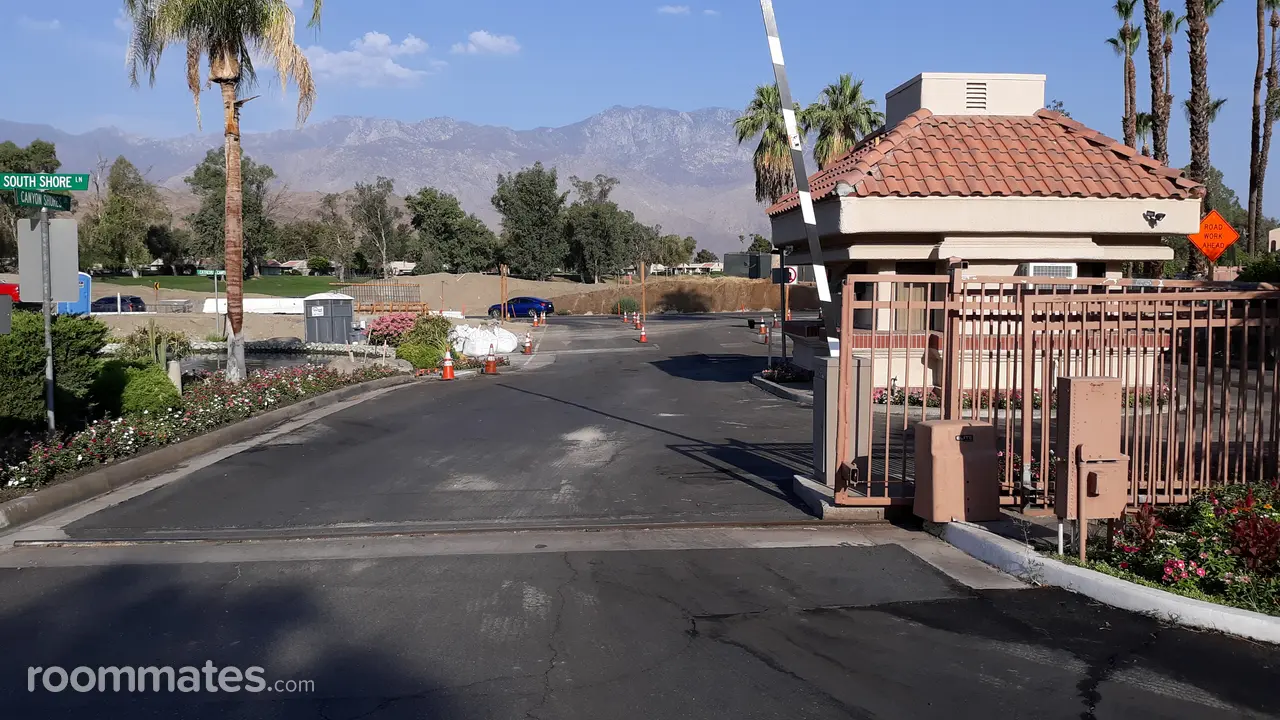 Profile photo 6 of 12