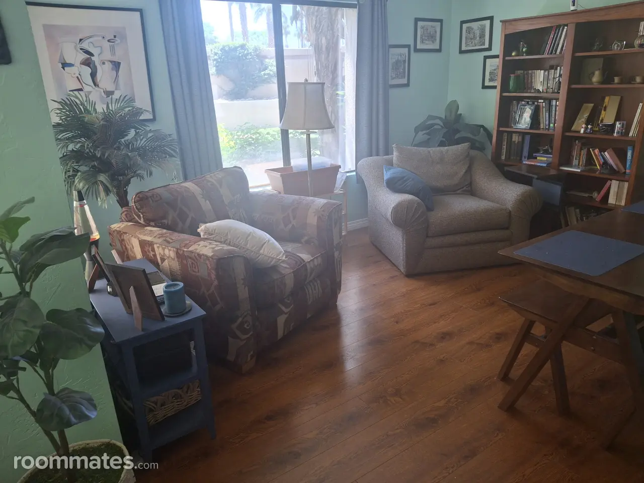 Profile photo 8 of 12