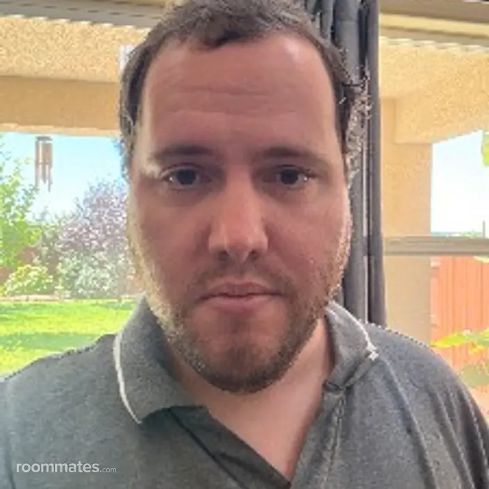 Roommate looking Fresno, CA, $1000