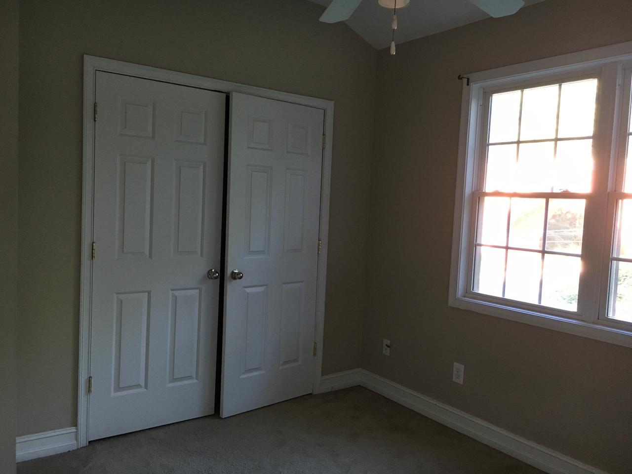 Profile photo 9 of 18