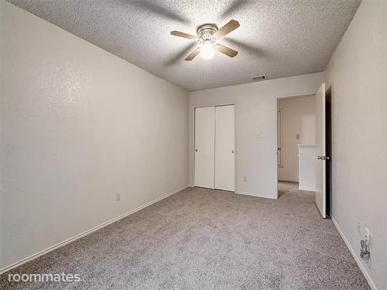 Profile photo 1 of 7