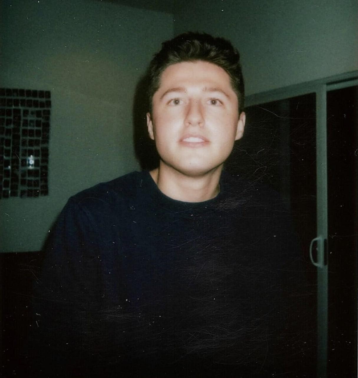 Profile photo 7 of 7