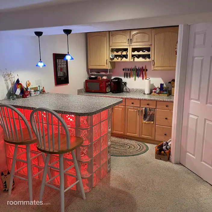 Room for rent in Denver, CO $990, house