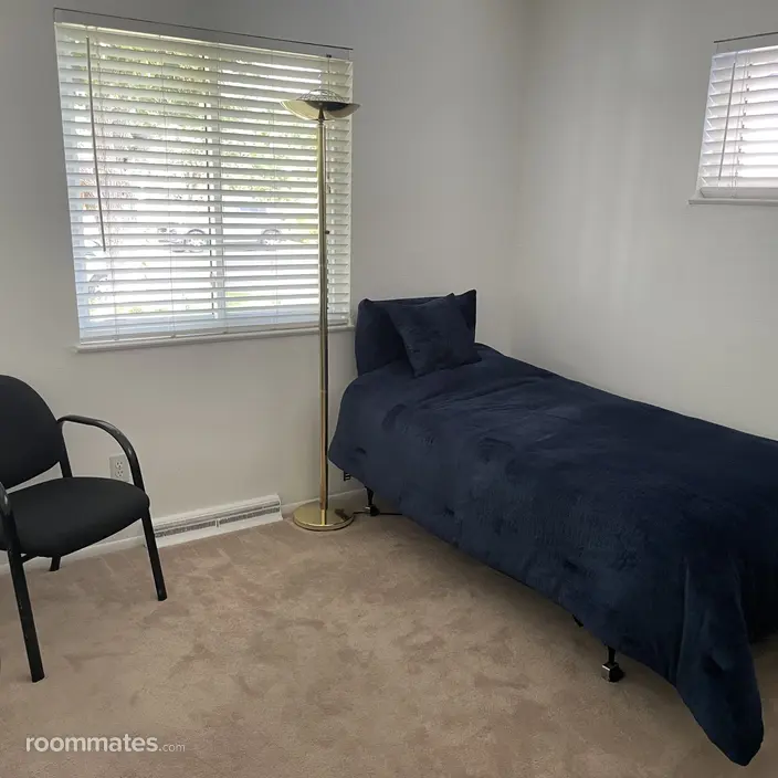 Room for rent in Denver, CO $800, house