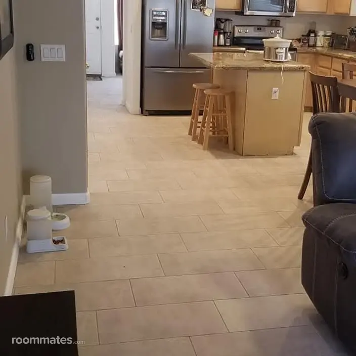 Room for rent in Chandler, AZ $650, house