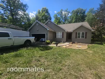 Room for rent in Locust Grove, VA $900, house