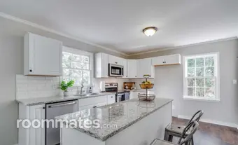 Room for rent in Raleigh, NC $775, house