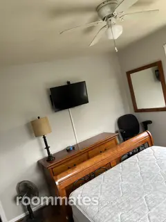 Room for rent in Capitol Heights, MD $800, townhouse