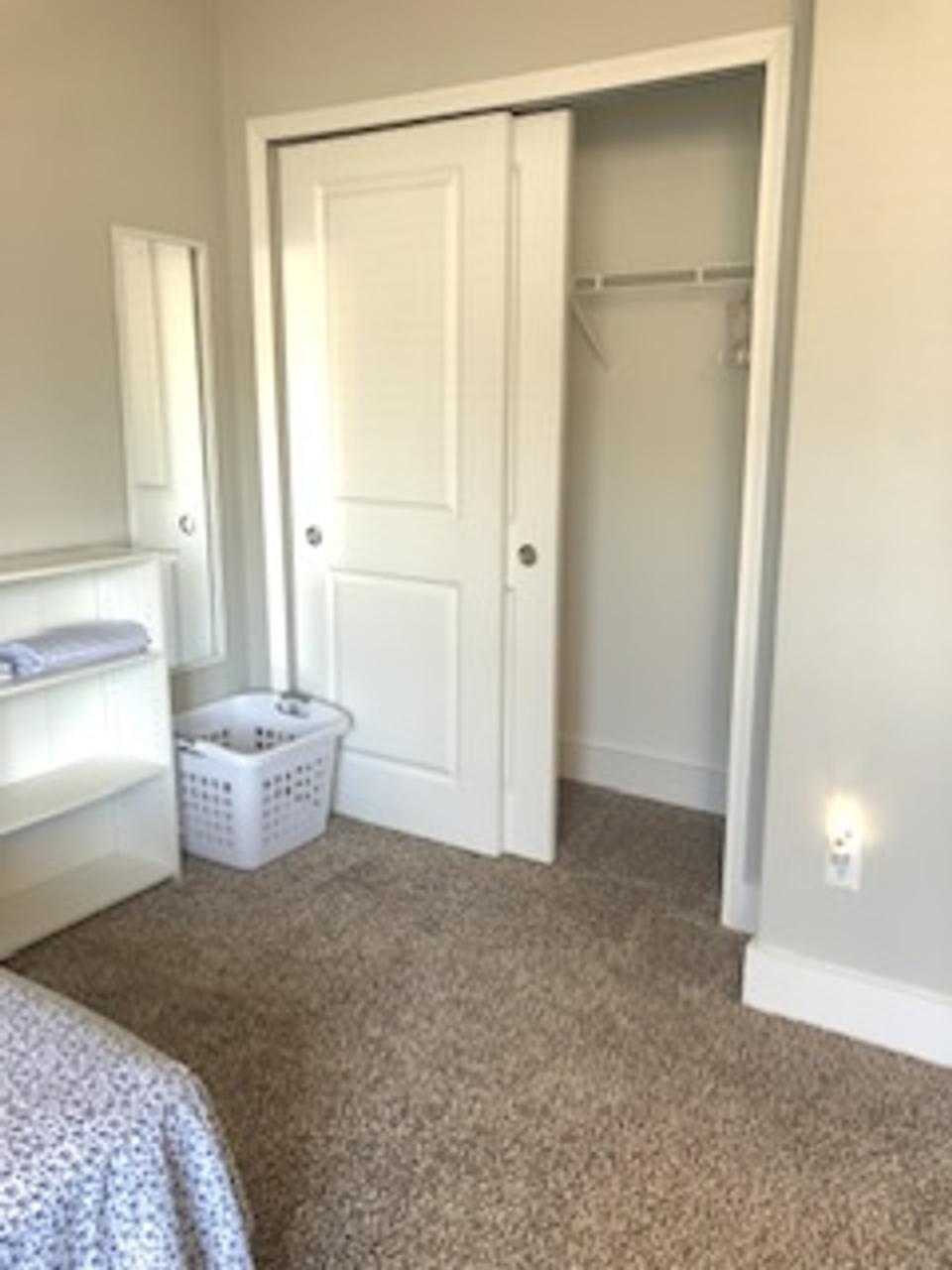 Profile photo 3 of 11