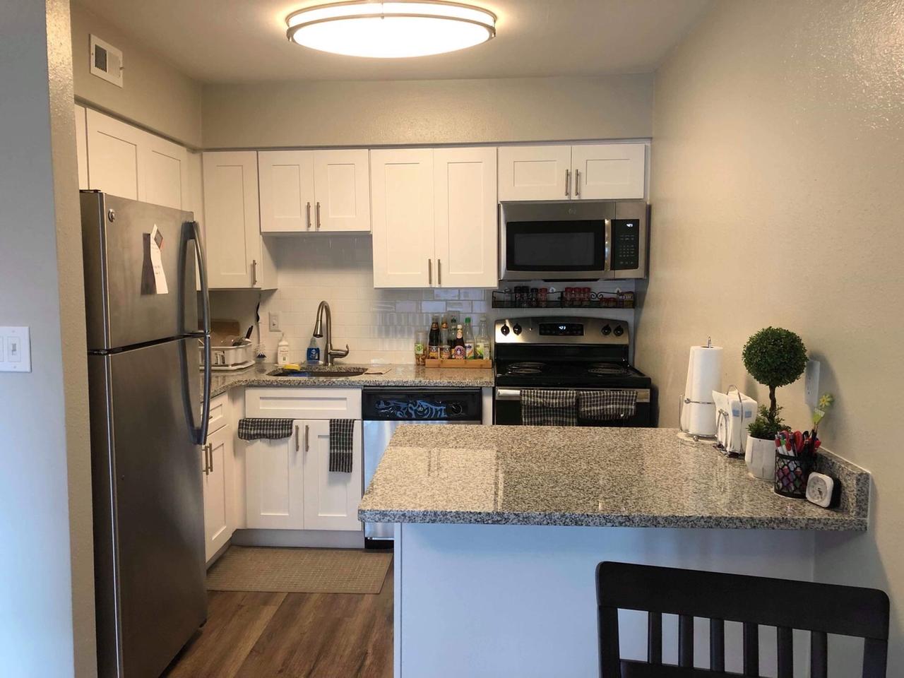 Profile photo 5 of 11