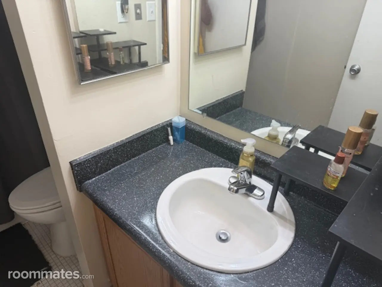 Profile photo 6 of 15