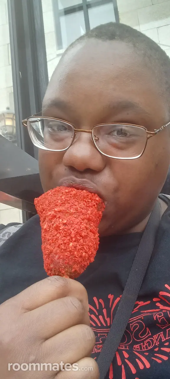 Profile photo 8 of 14