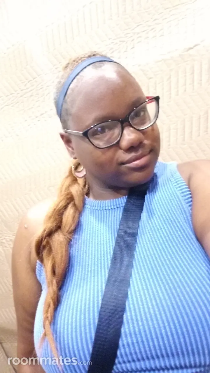 Profile photo 14 of 14