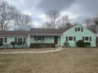 Room for rent in Bridgewater CT $850, house