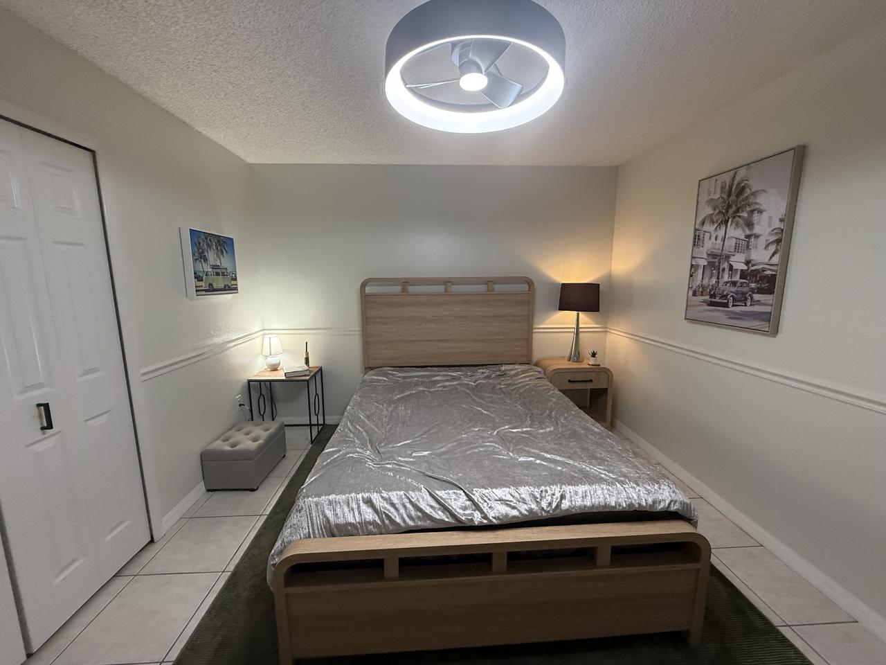 Profile photo 14 of 16