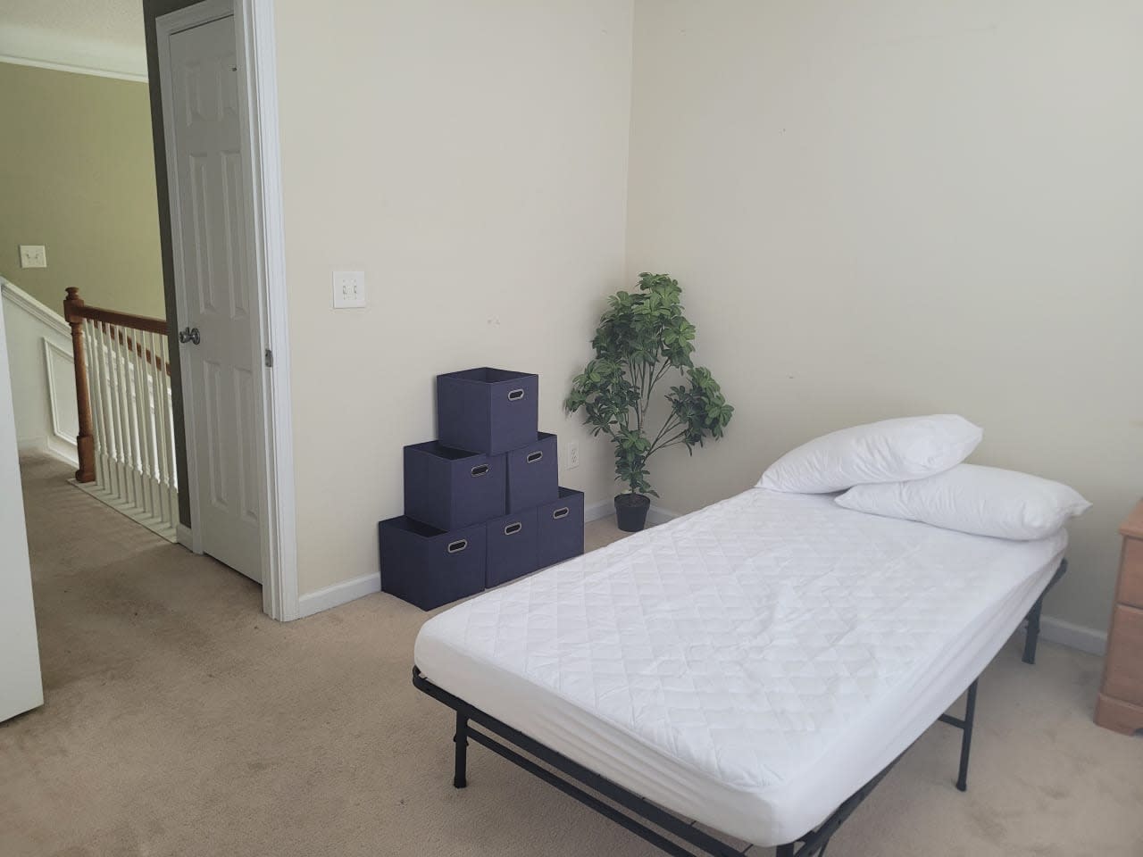 Profile photo 6 of 8