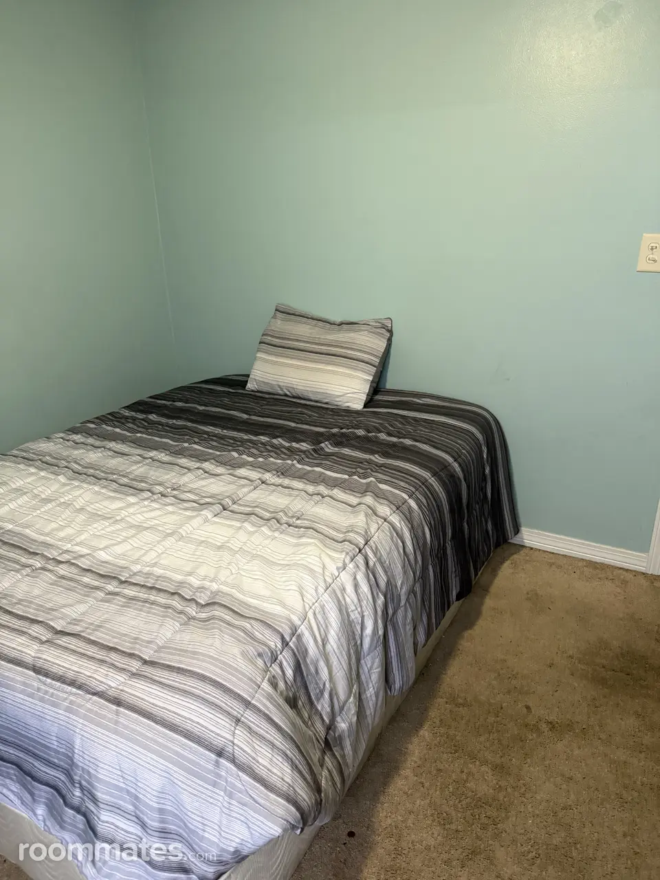 Profile photo 2 of 10