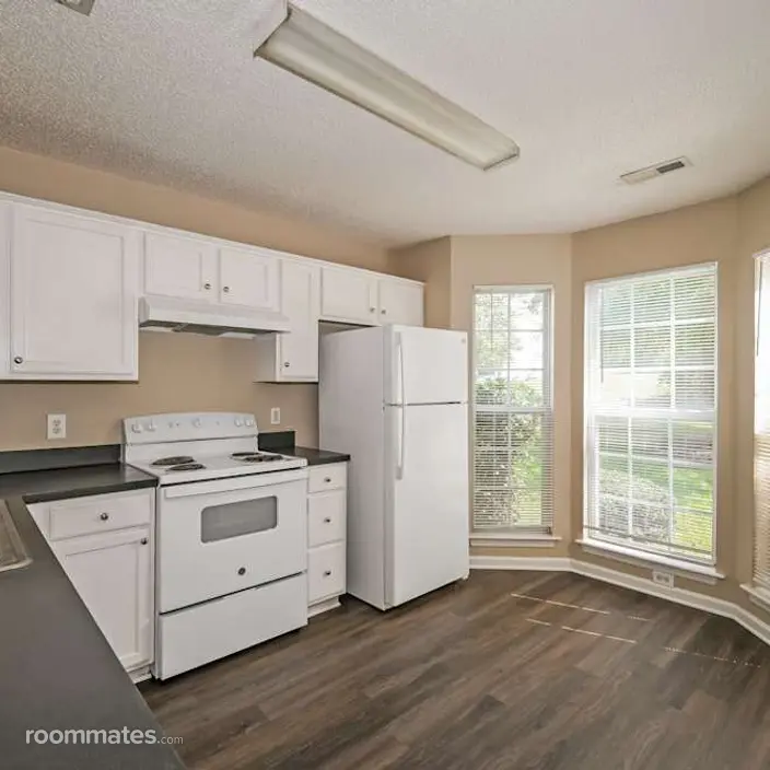 Room for rent in Charlotte NC $995, house