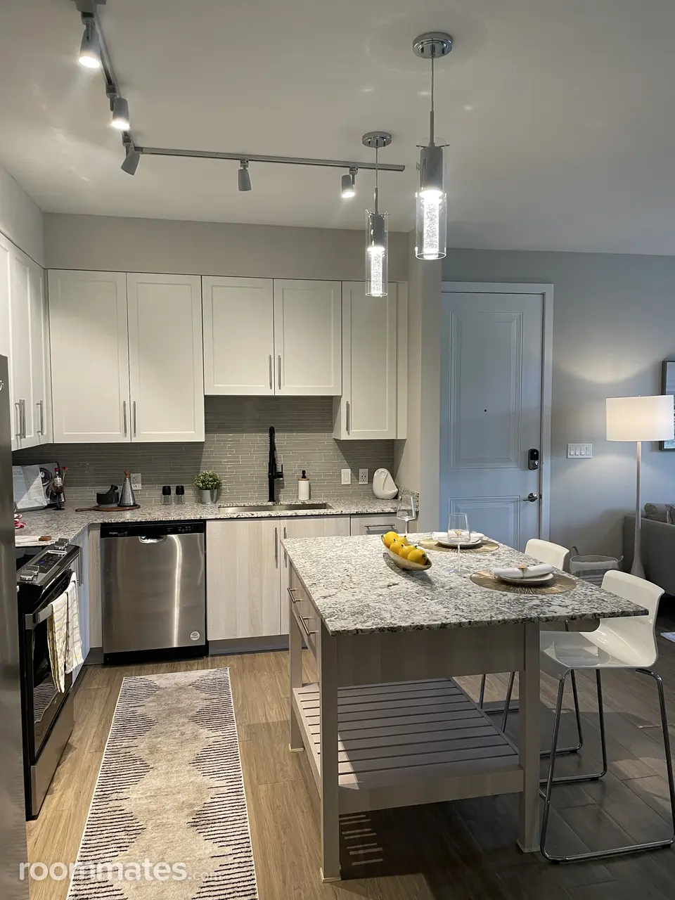 Profile photo 8 of 11