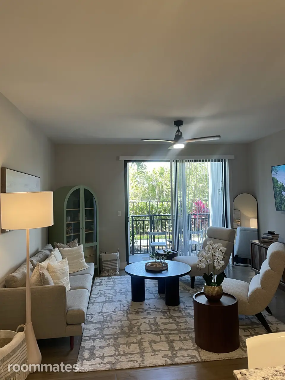 Profile photo 5 of 11