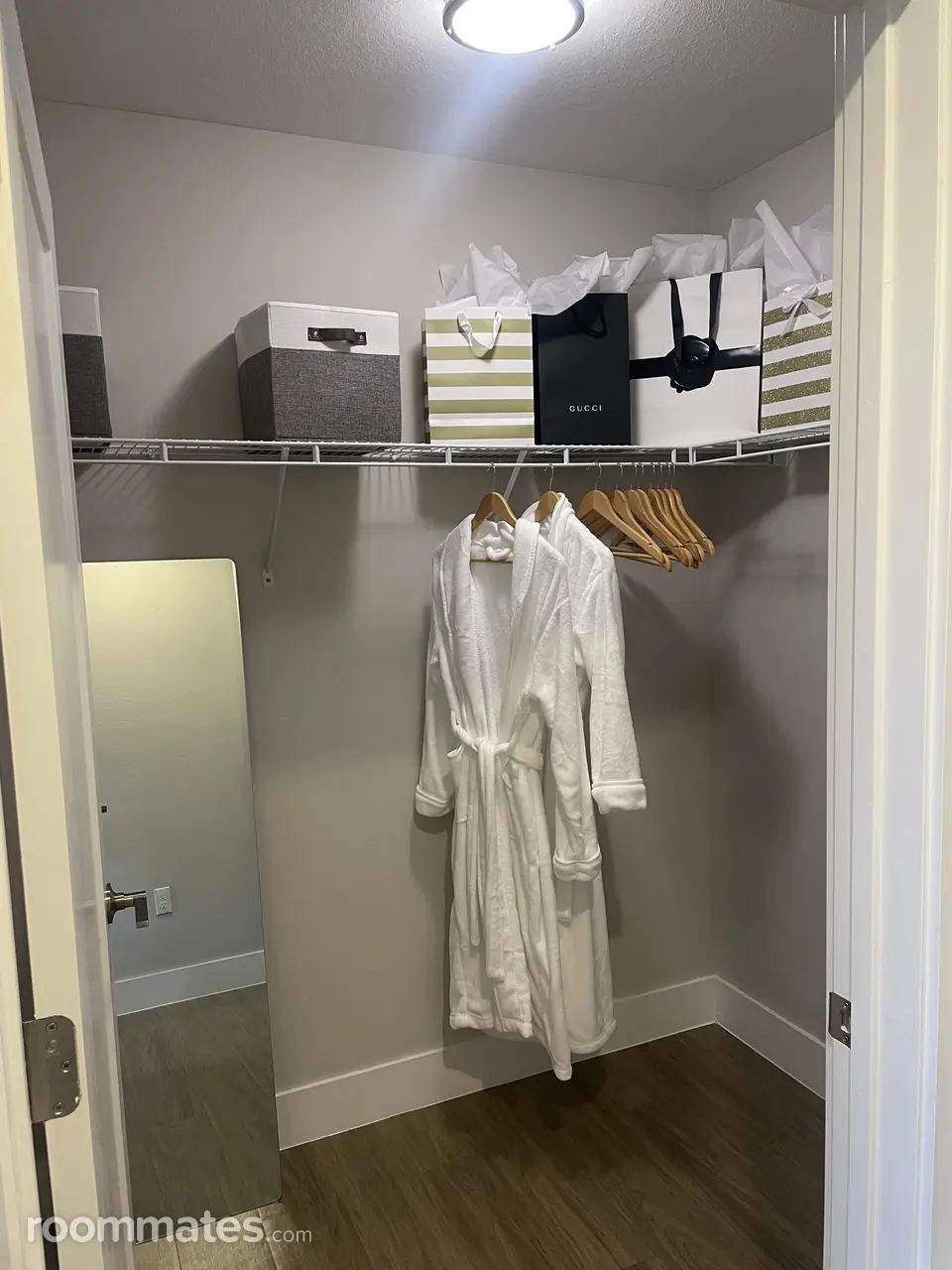 Profile photo 4 of 11