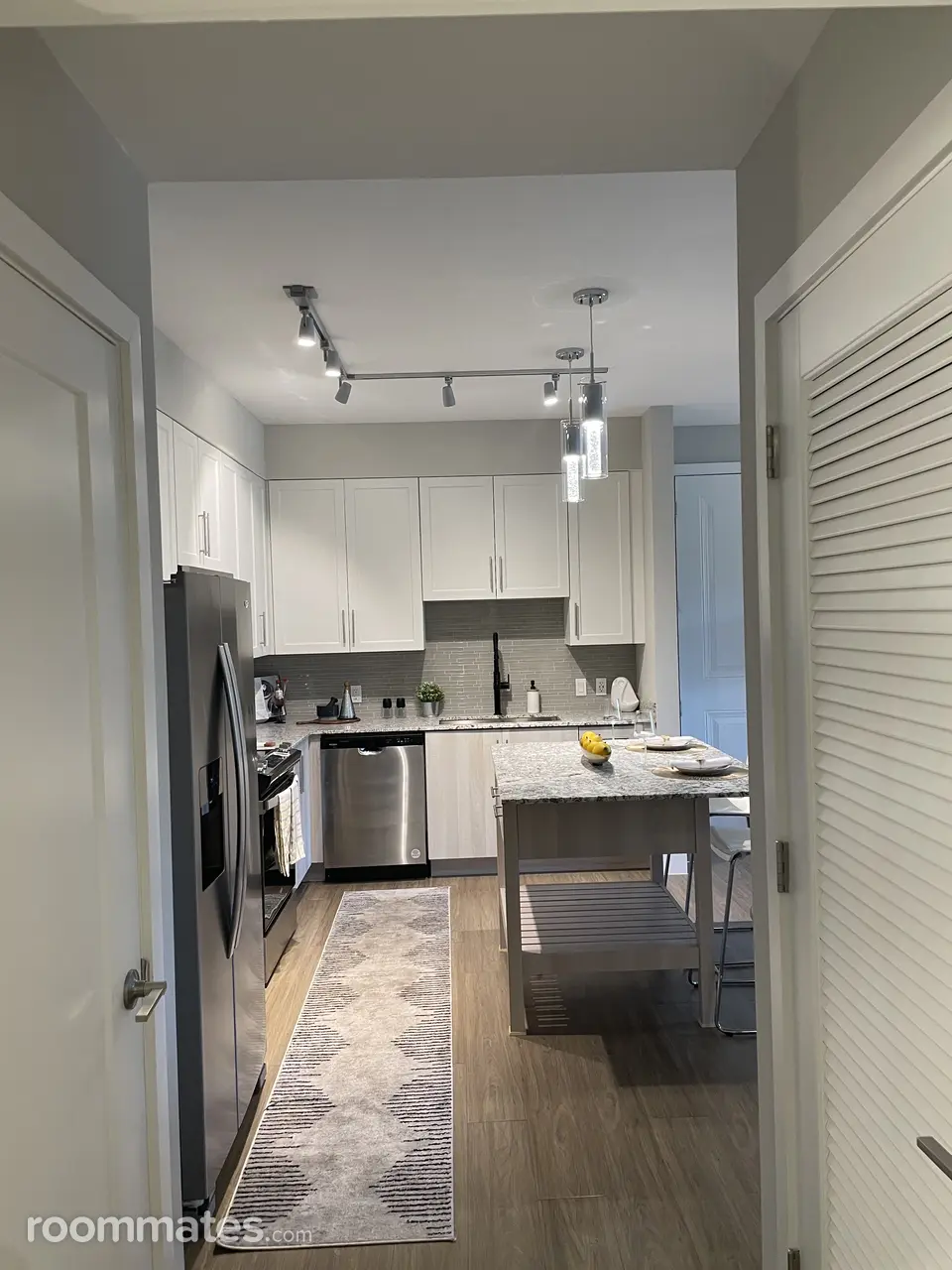 Profile photo 9 of 11