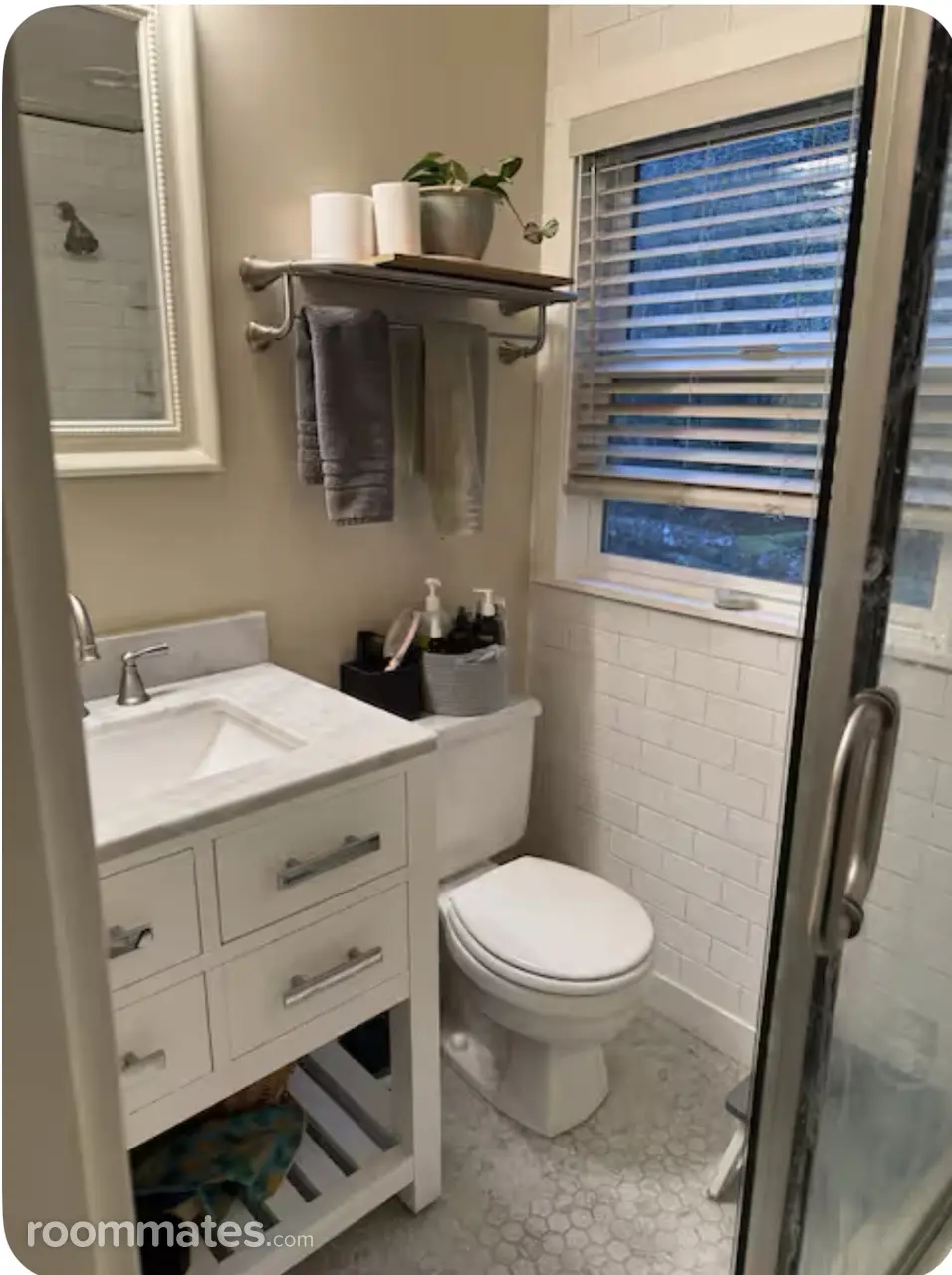 Profile photo 5 of 9