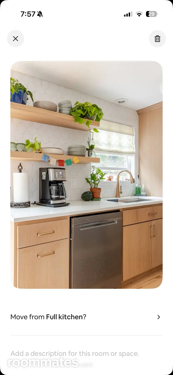 Profile photo 7 of 9