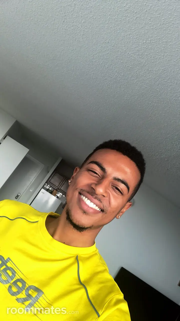 Profile photo 1 of 1