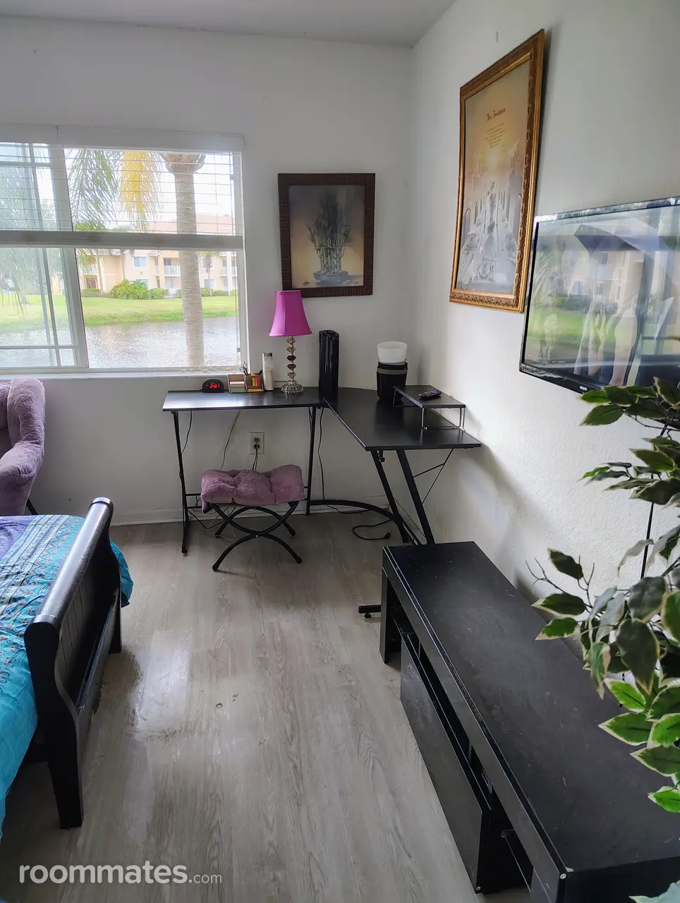 Profile photo 11 of 21