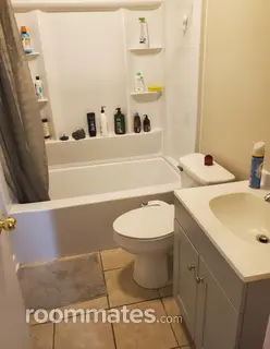 Room for rent in Huntsville, AL $600, house