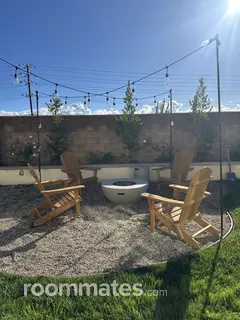 Room for rent in Riverside, CA $1200, house