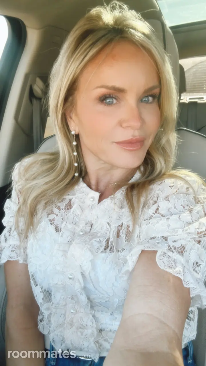 Profile photo 6 of 6