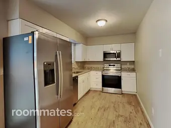 Room for rent in Colorado Springs, CO $900, house