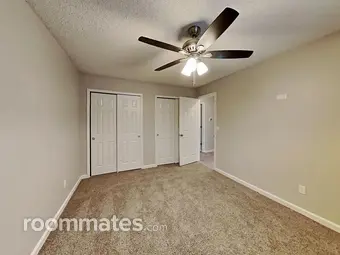 Room for rent in Colorado Springs, CO $900, house