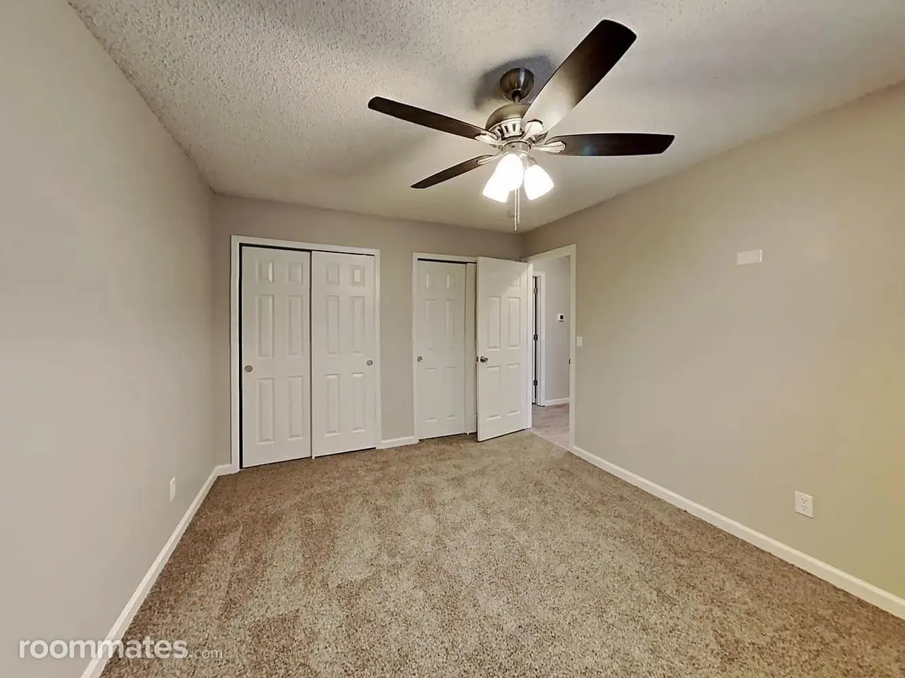 Profile photo 6 of 9