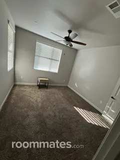 Room for rent in Fresno, CA $800, apartment