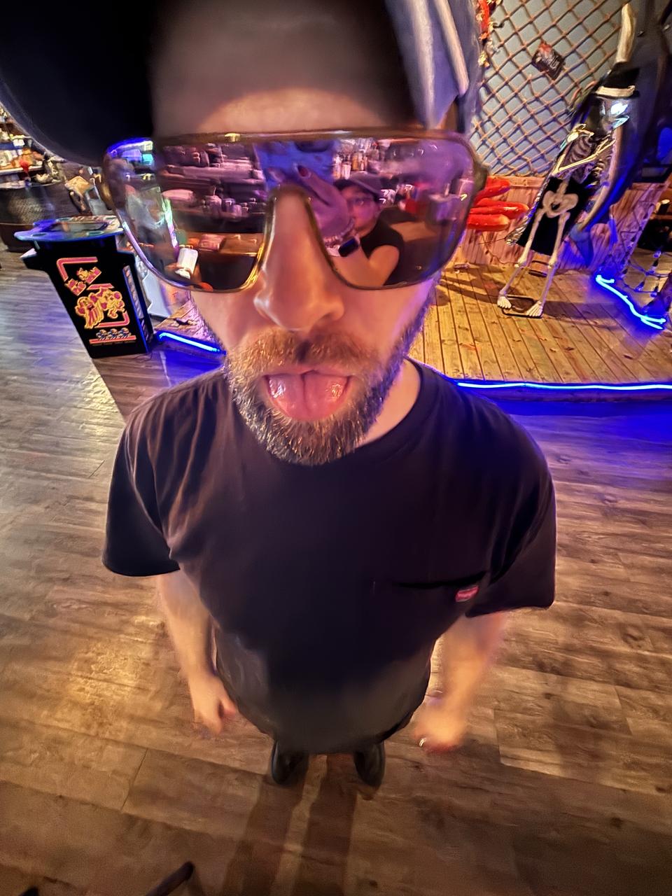 Profile photo 8 of 14